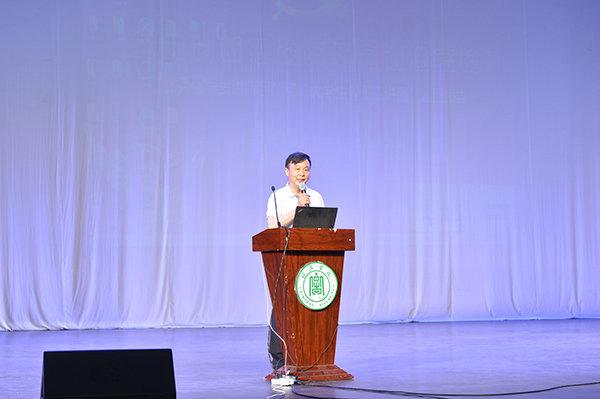 省“党的创新理论万场宣讲进高校”宣讲报告会在我校举行